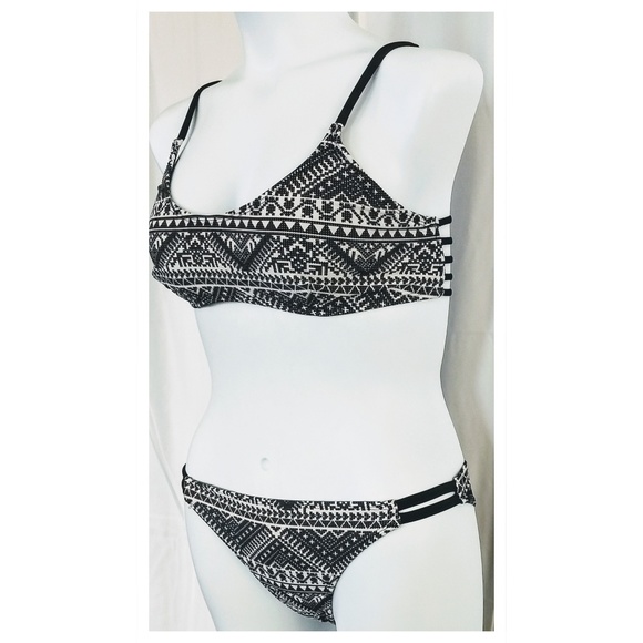 XHILARATION B&W two piece Bikini - Picture 8 of 8